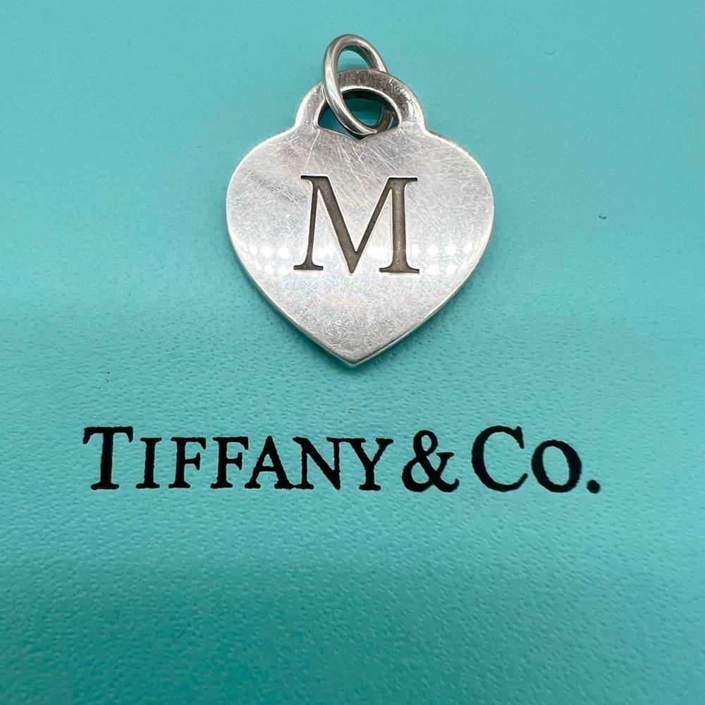 🔴Authentic TIFFANY & CO. Sterling Silver Initial ‘’M’’ Heart Charm / Pendent 🔴
